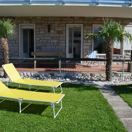 Ospitalita In Zona Panoramica Apartment Torbole Sul Garda Exterior photo